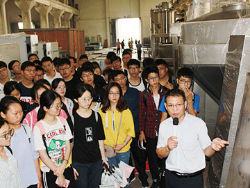 校企合作篇|河海大学机械工程学院学生走进一步干燥参观学习