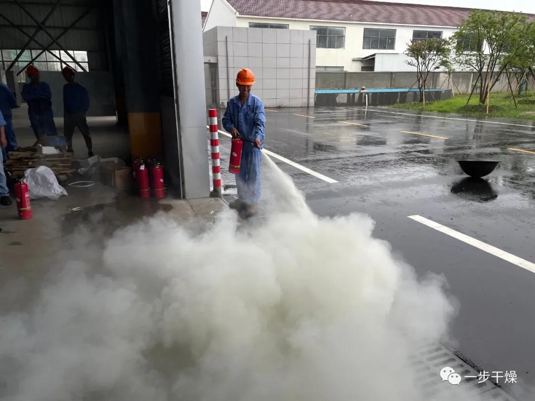 888电子游戏登录入口